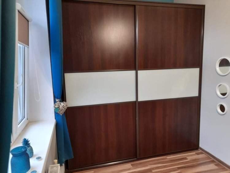 Mieszkanie Z Widokiem Na Park -Cieplice Slaskie Zdroj Apartment เยเลเนียกูรา ภายนอก รูปภาพ